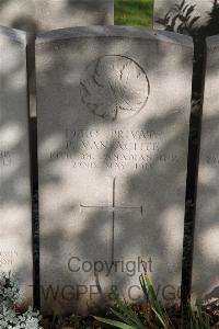 Bethune Town Cemetery - Van-Achte, Paul